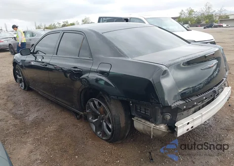 2021 Chrysler 300 300S z USA, uszkodzony, nr VIN 2C3CCABG9MH545964